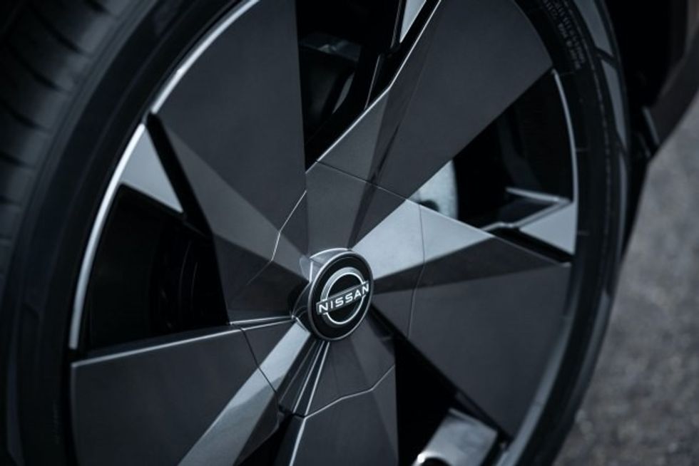 13059147795f1570140d7ff039314577 v4 big