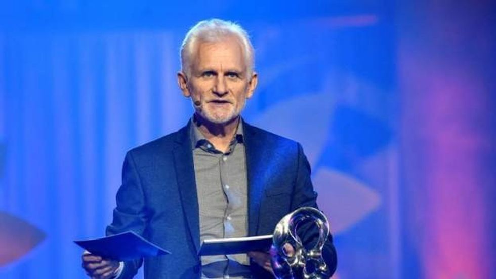 132d6c1e ce4c 48d0 b0d1 71e0ec67eedf