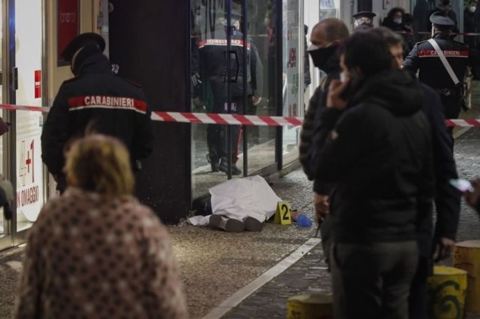 13437264116050db5f160fa704764334 v4 big