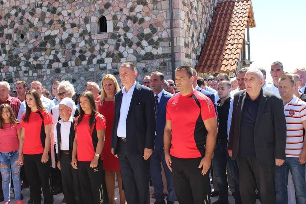 14031138_10154523557045513_890144429_n