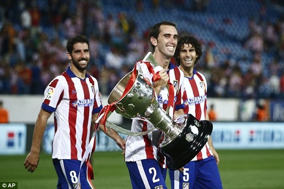 1409436267029 wps 12 Atletico s Diego Godin fr