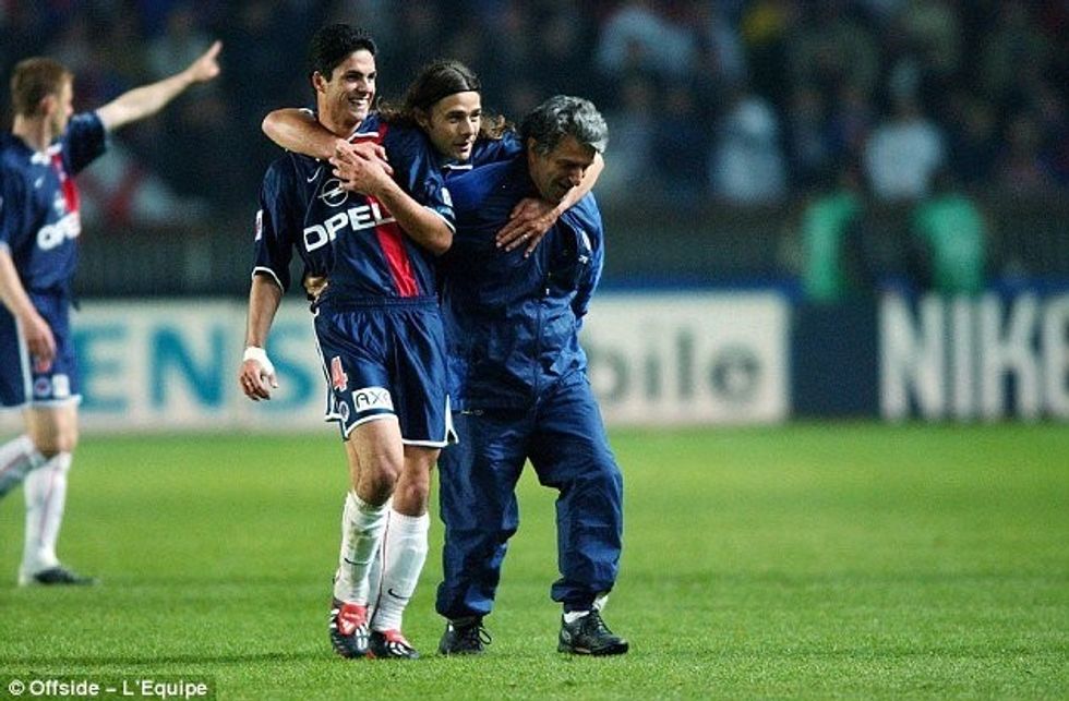 1412637659708 wps 36 12th April 2002 French Li