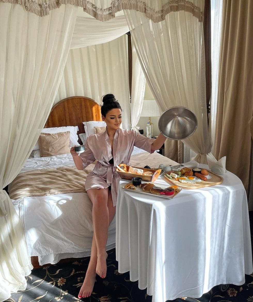 144073789 246913400229556 2751494194880659254 n