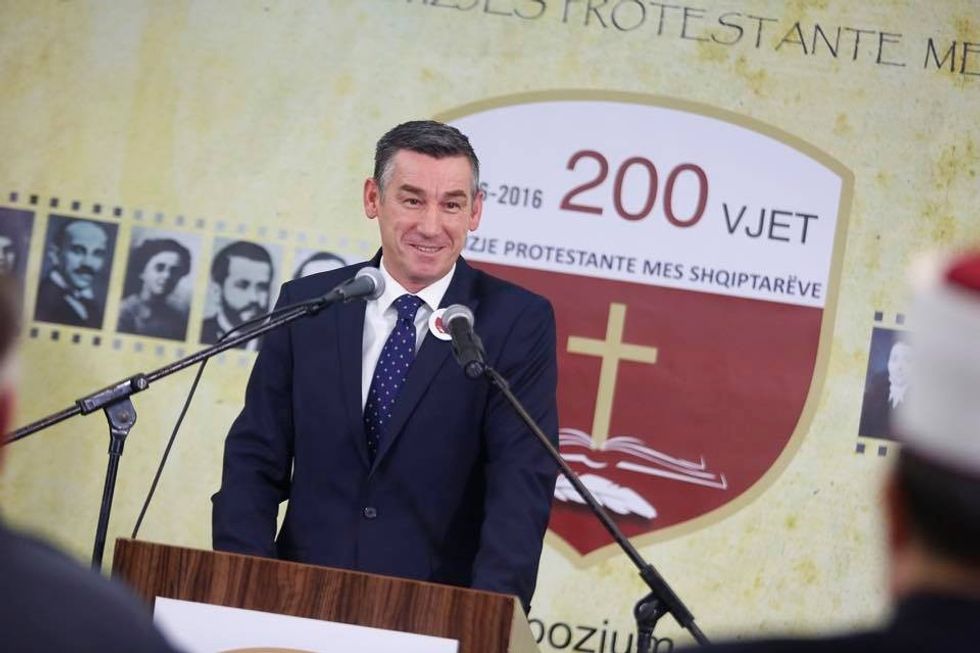 14570284_667413473433862_8656542325700522815_n