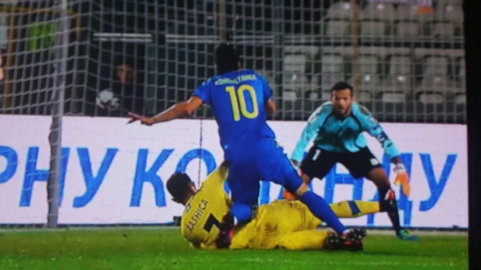 14585780_1319264281419860_1546815154_o