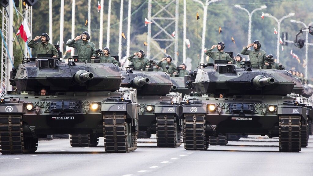 2023/05/190829-Polish-Tanks-GettyImages-1017209504.jpg