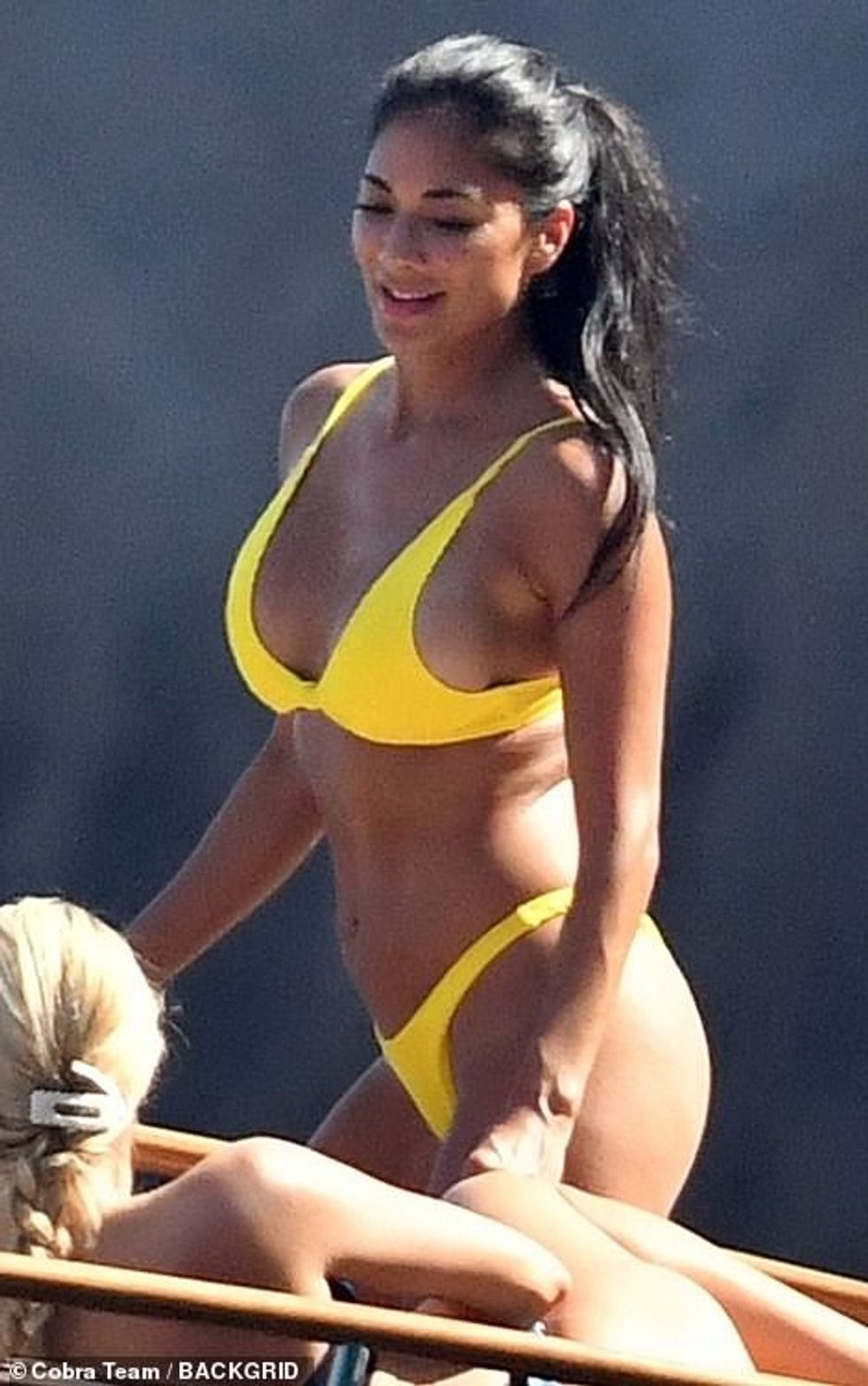 14826666 7144937 Wow Nicole Scherzinger made sure all eyes were on her on Friday a 22 1560638535733