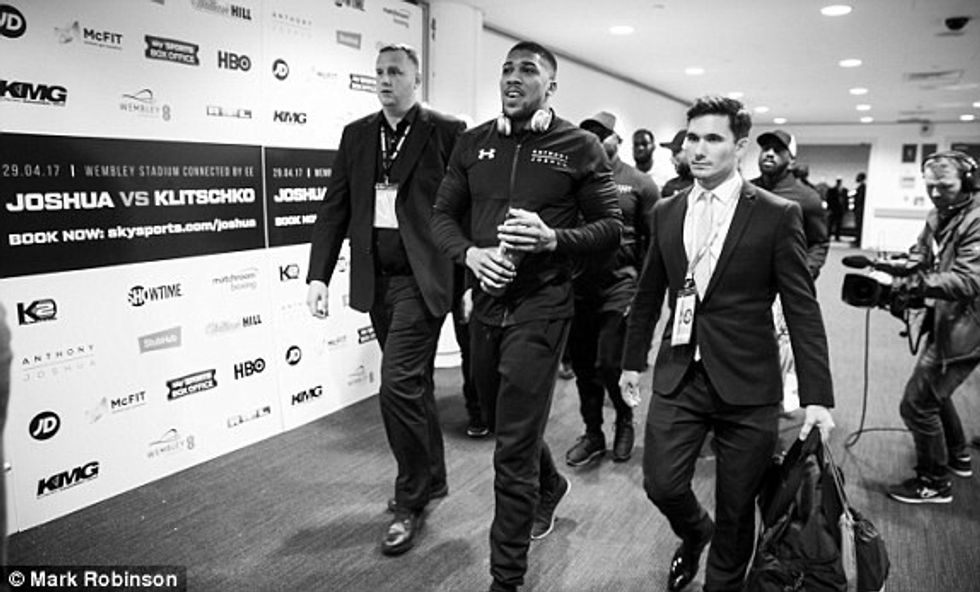 1493494097626 lc galleryImage Anthony Joshua v Wladimir