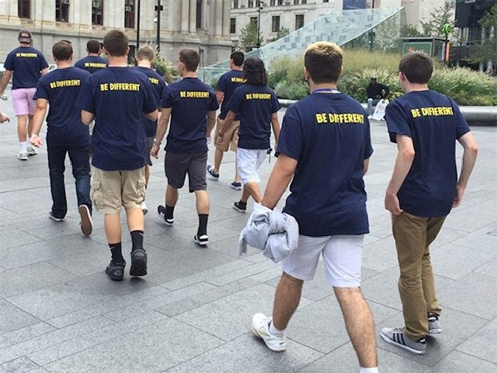 14f03f74 716d 4f6f baf4 ffa3545b6907