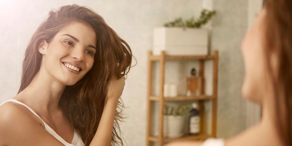 1517402926 hair mirror scaled