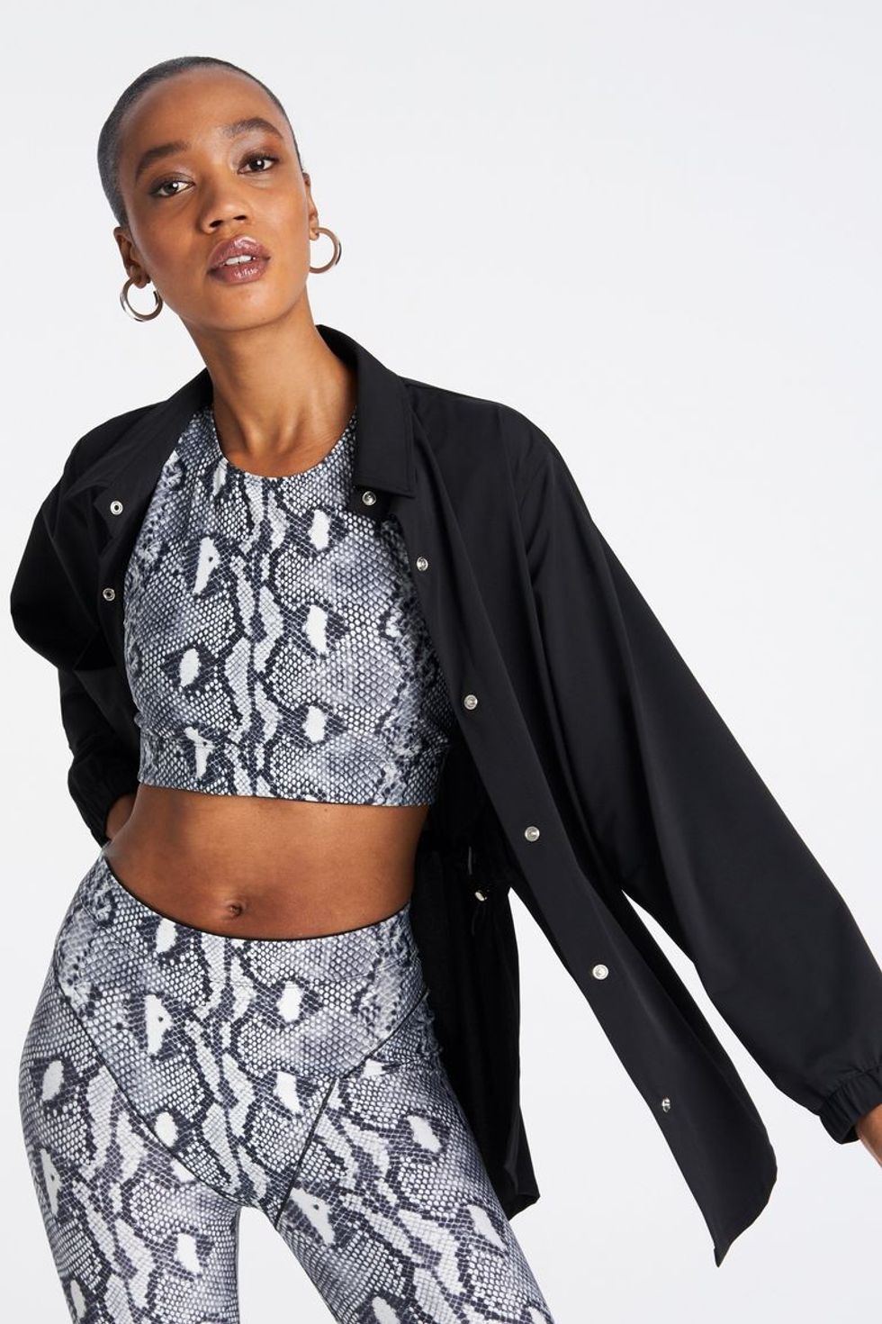 1586904821 hs 3 021 black nov19 m066 00478