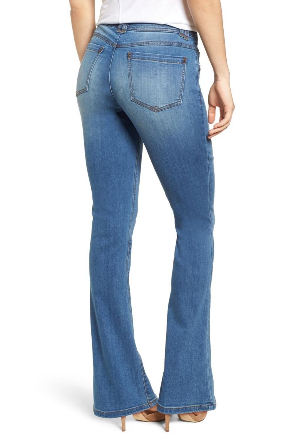 1588781135 746ad000 a6ab 48dc 84ef 7301b2d59197