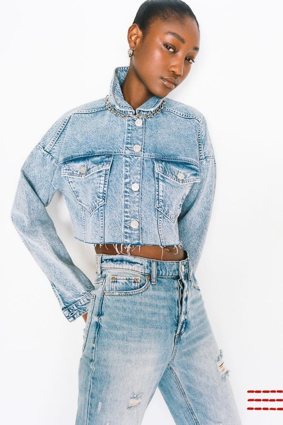 1590523758 55575047 093 e 1590523726