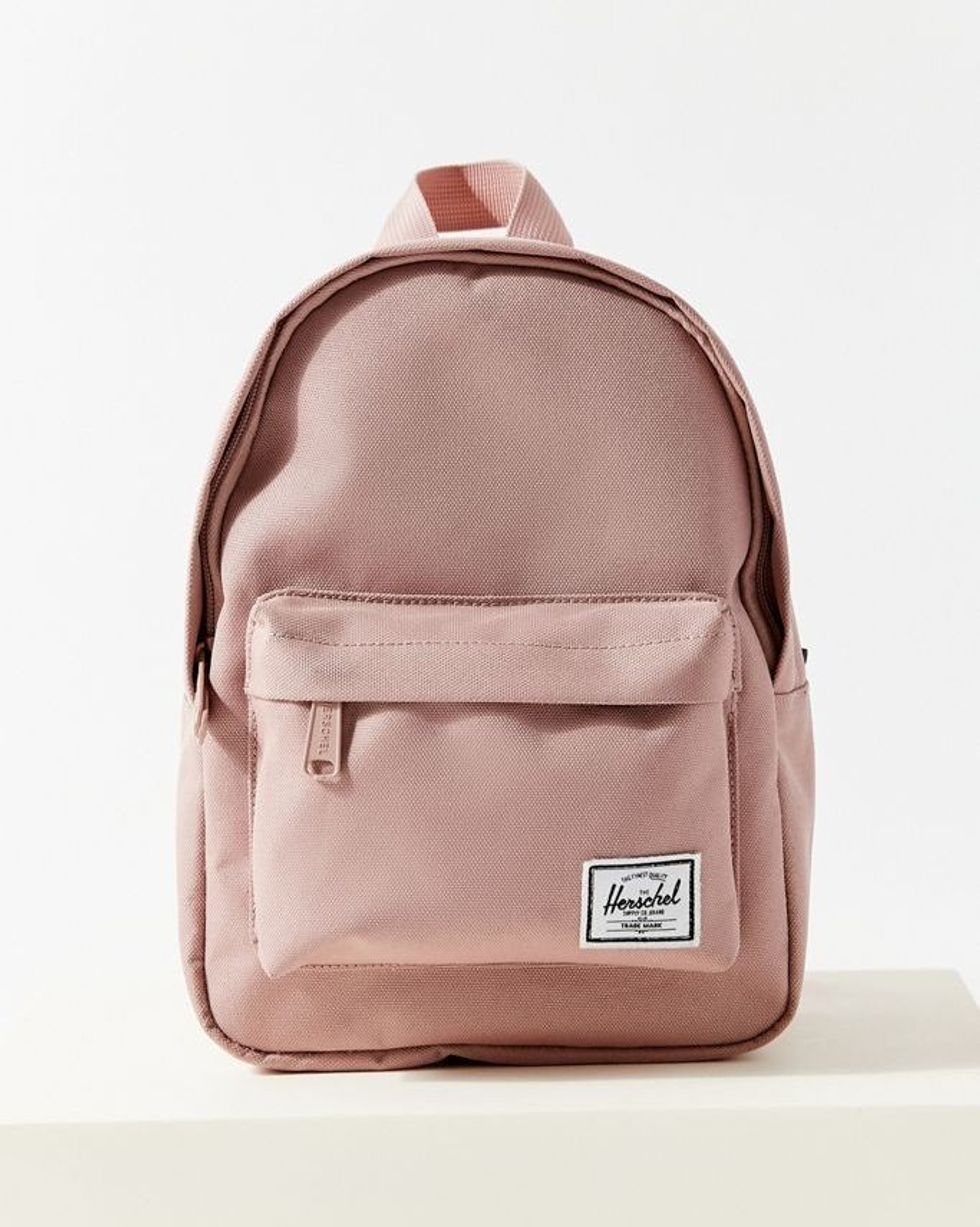 1590674461 54568431 066 e 1590674446