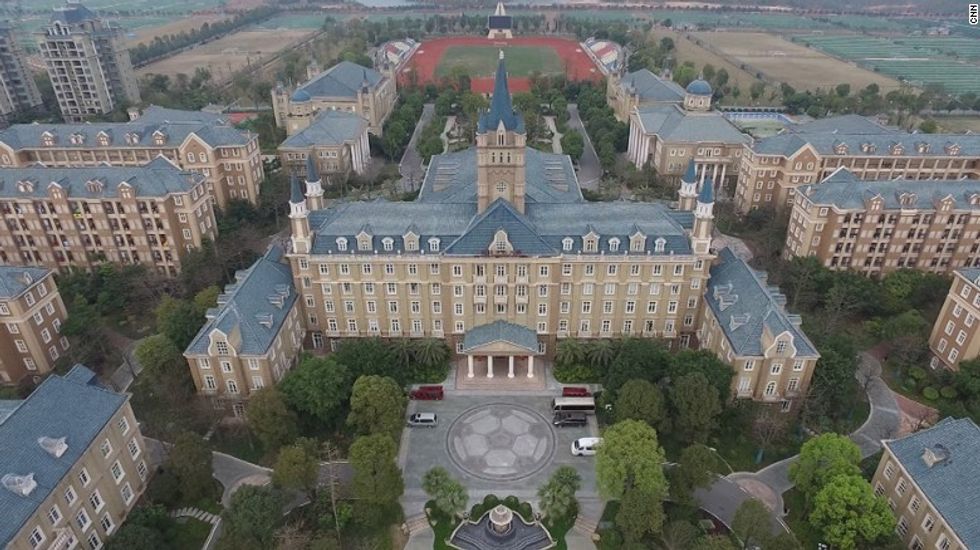 160310110150 evergrande football school 4 exlarge 169