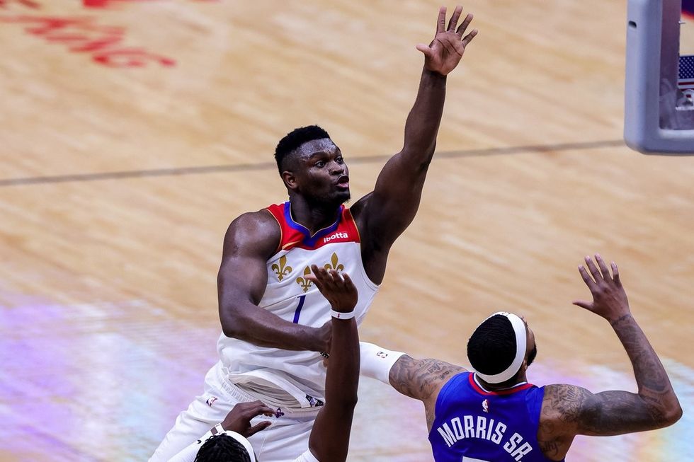 161579952346884 P11879115