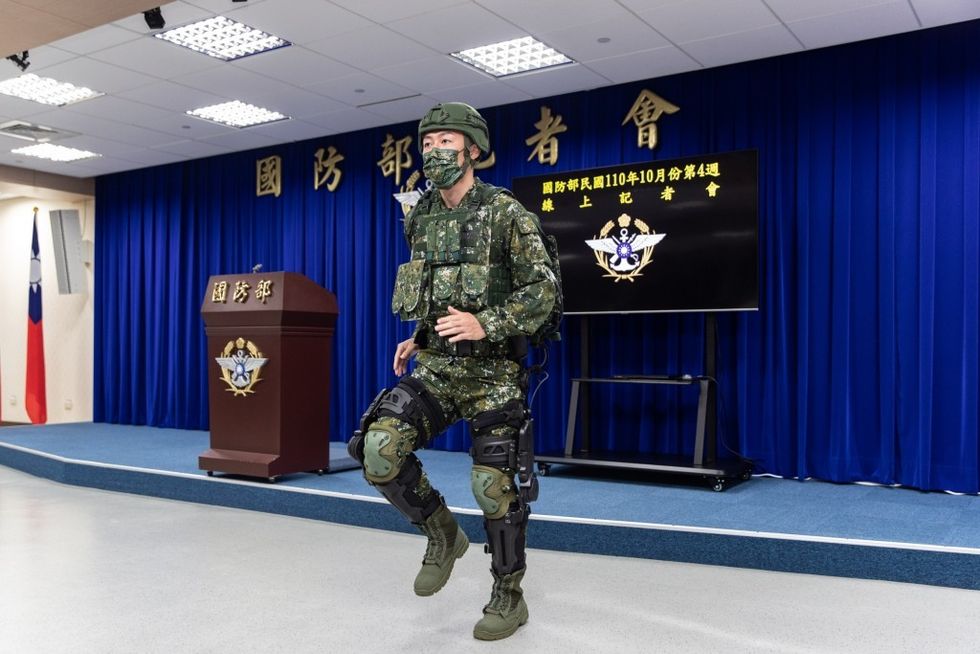 1635304880 6178c5b050cf7