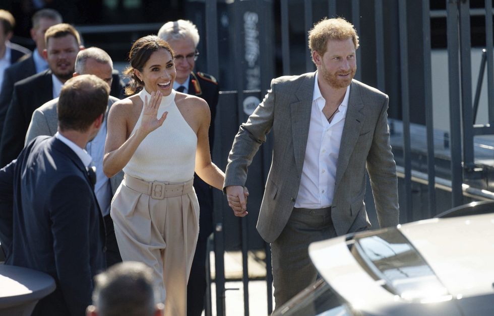 1662651835 Tan2022 9 6 17656391 0 1