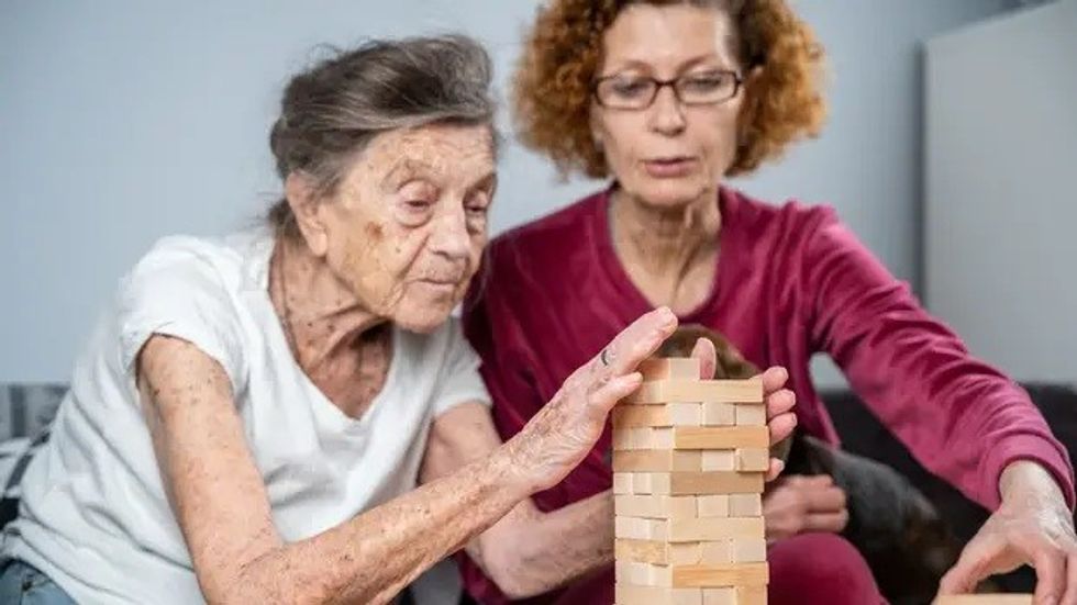 167073242 l normal none