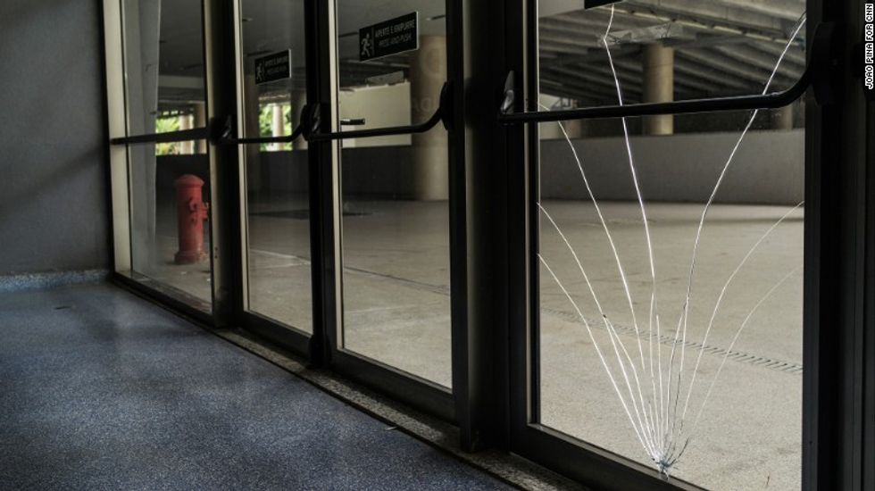 170201095902 06 maracana stadium exlarge 169