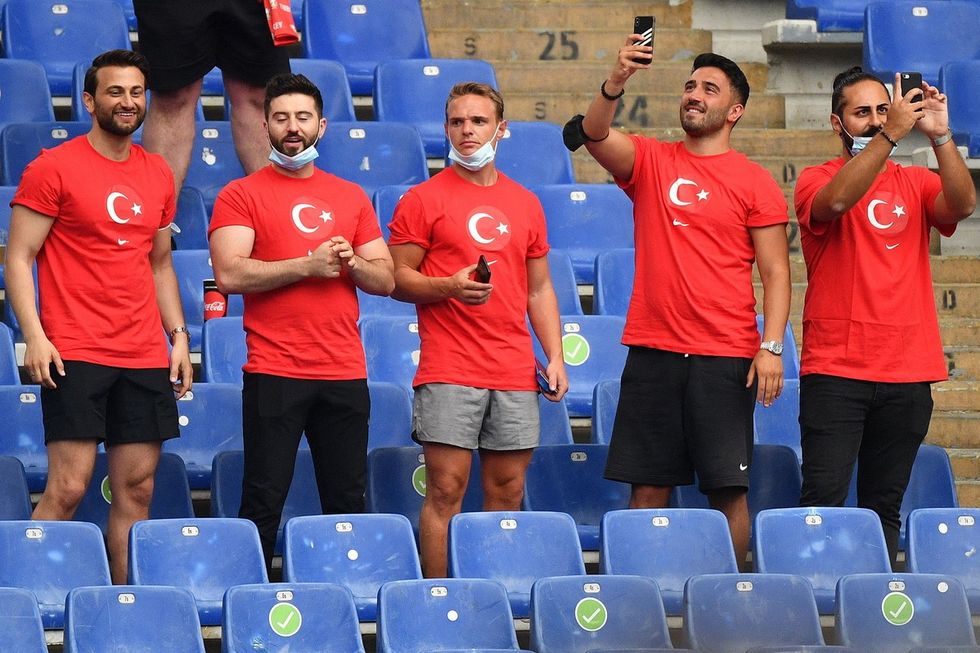 174220853 0a541501 737c 4b6c a2c2 80161a0ebd0b