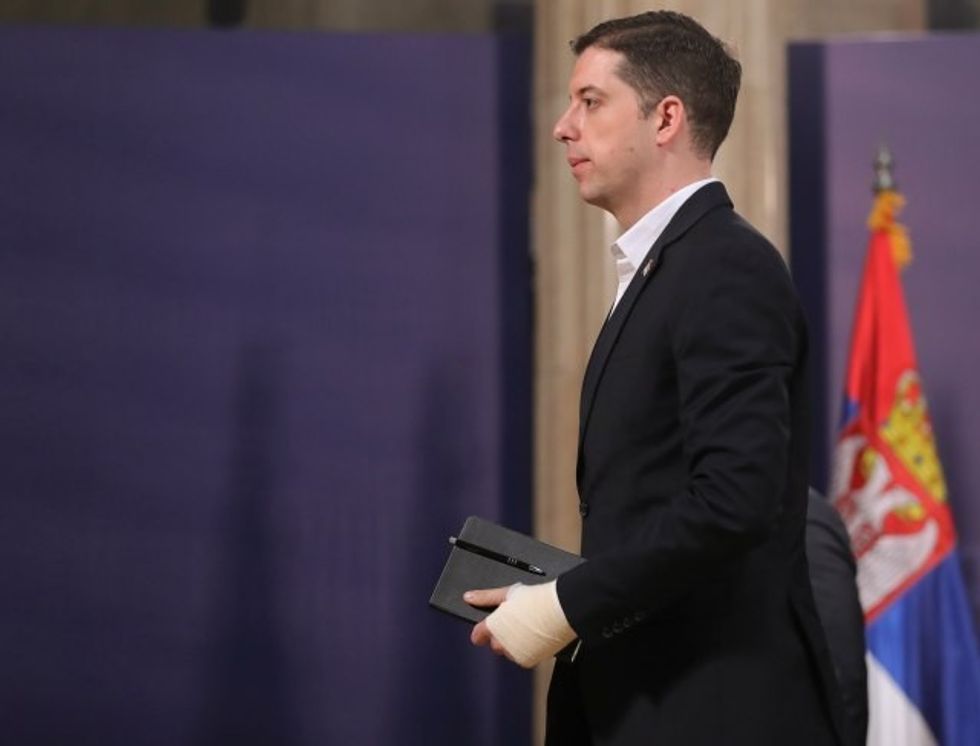 17541588515c9a18918b31c725933584 v4big