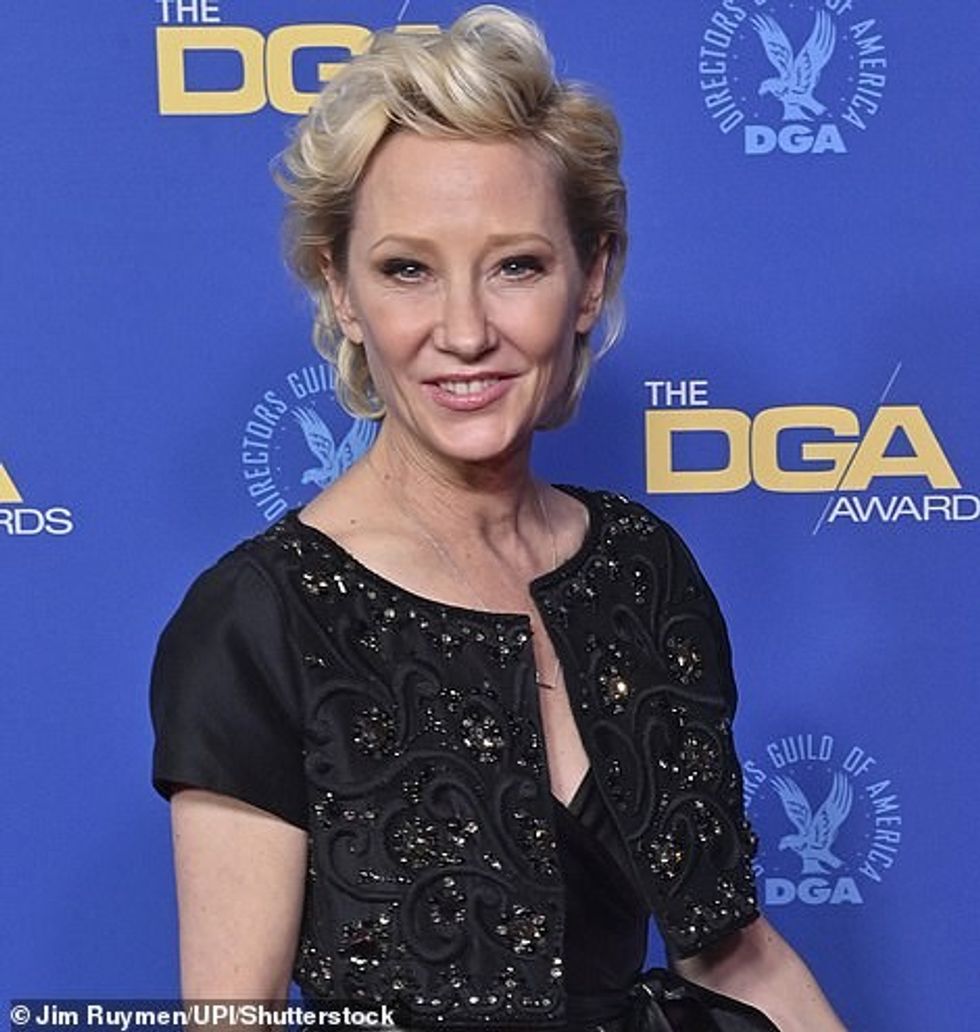 17902D57 8B34 4426 837D C013D7A87F77