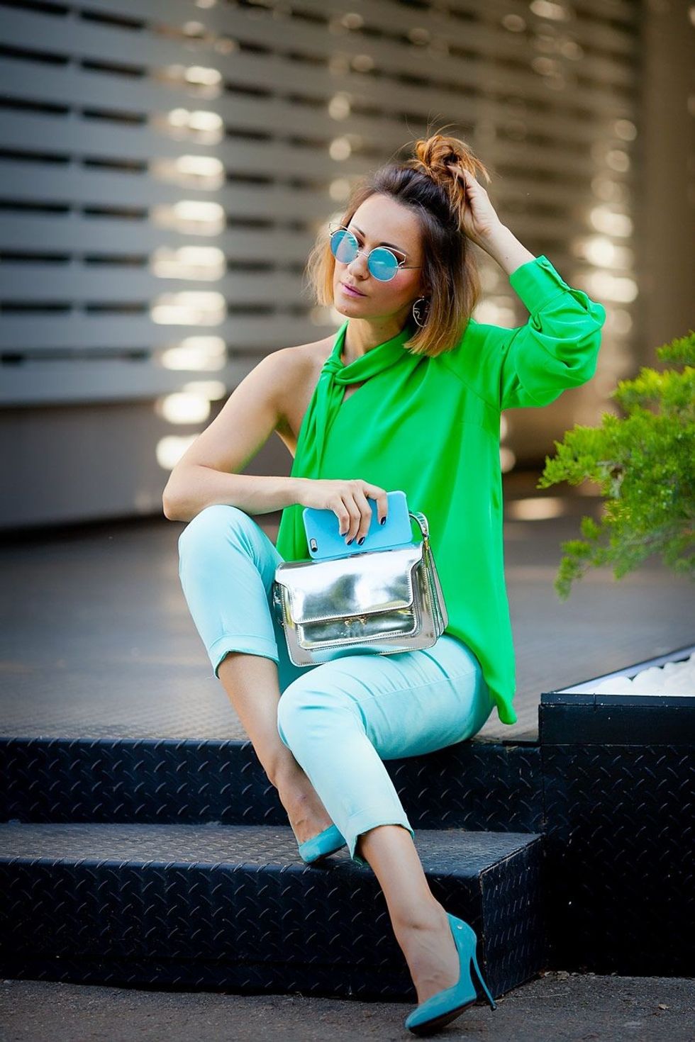 17b555c0387244e8f0c06bb4f4b926d8