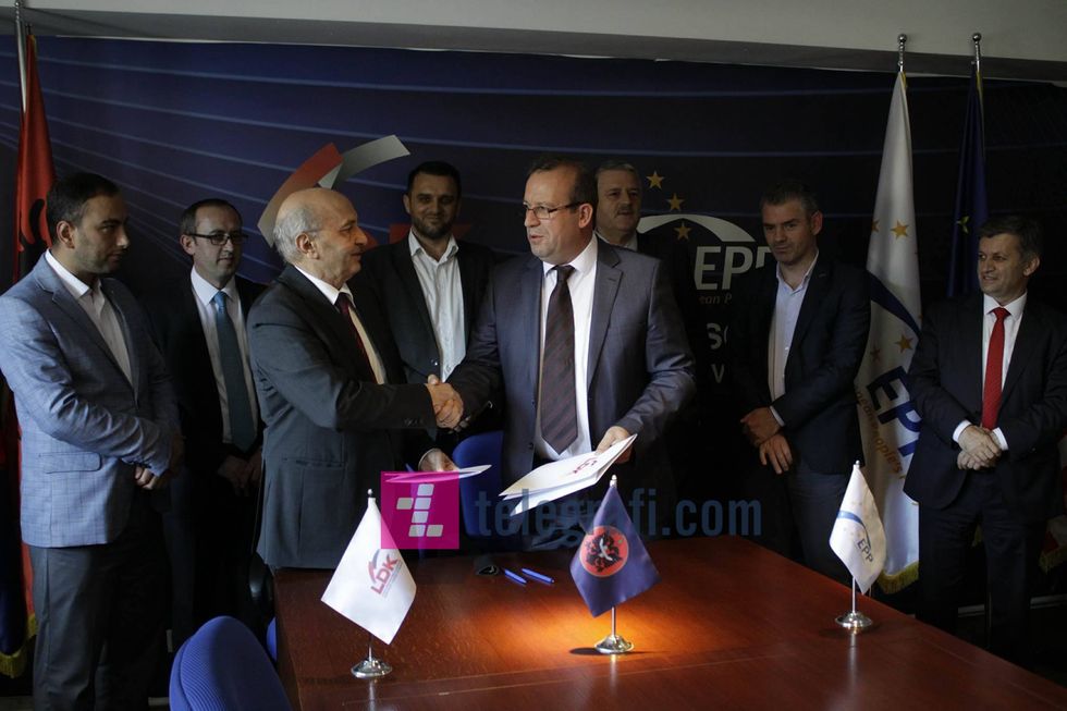 18552754 120332000852211000 1435241585 o