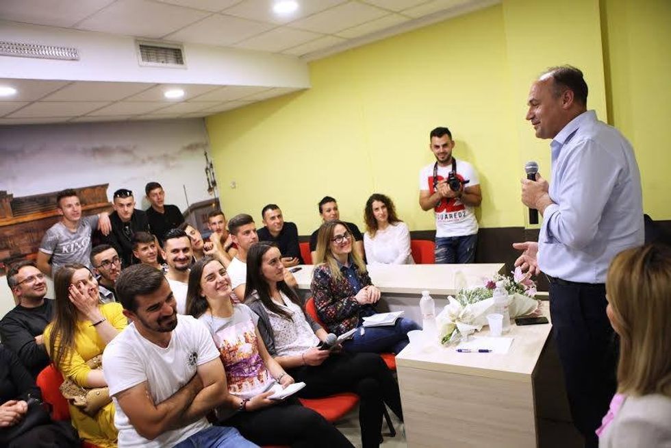 18716709 830027253819605 666336970 n