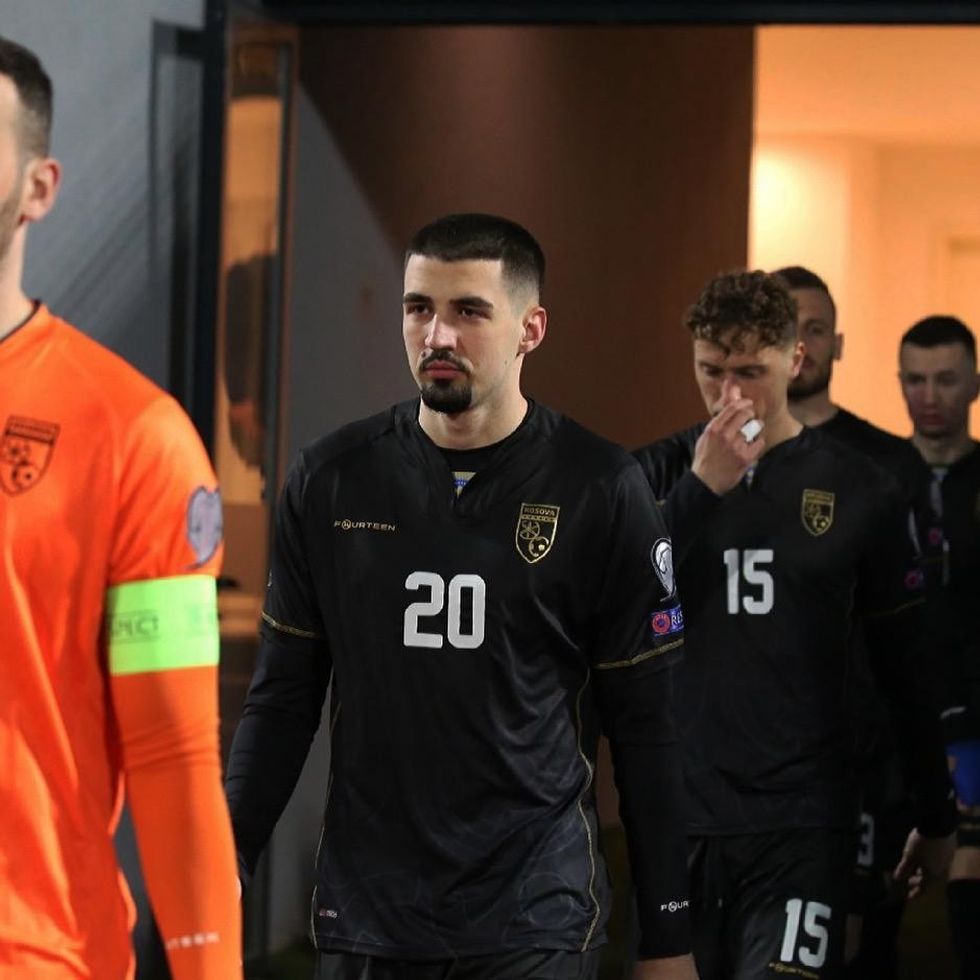 18d280f6 66ad 42d8 99f2 c0d2a009135f 1