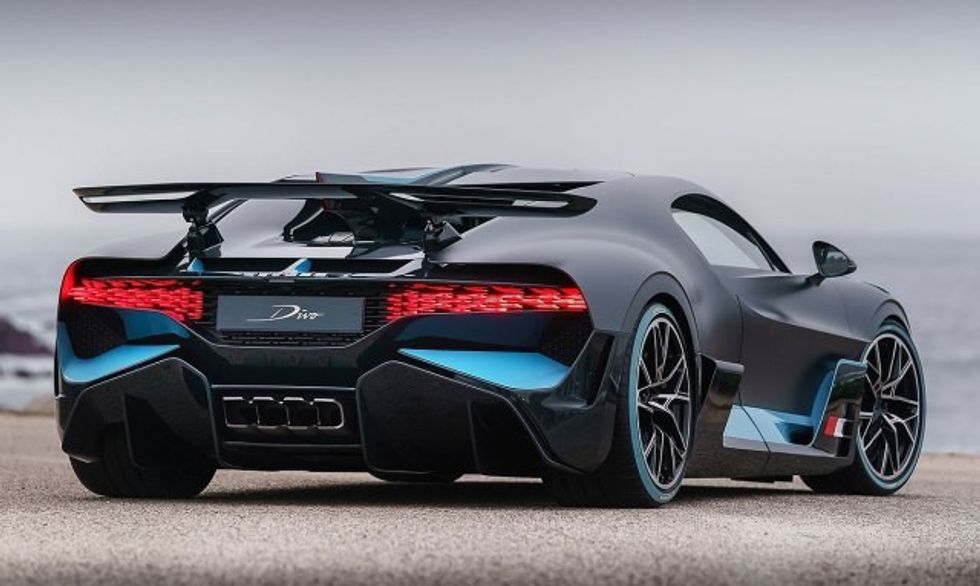 19174364015fd21fb72e1ee333274220 v4 big