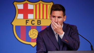 2021/08/2021-08-08T103556Z_745496398_UP1EH880TFU0Z_RTRMADP_3_SOCCER-SPAIN-FCB-MESSI.jpg
