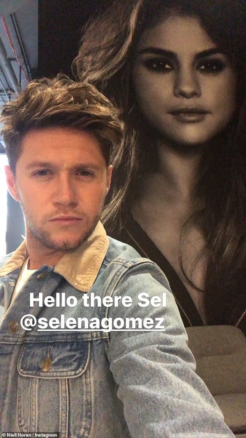 19509546 7555957 Interesting Horan posed beside a giant picture of Gomez on his I a 27 1570655098825