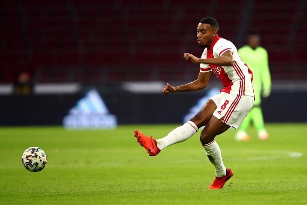 1955d 16109838208913 800