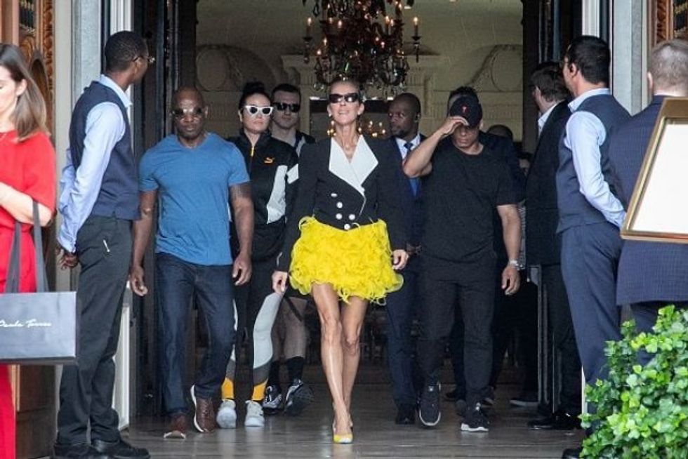 19610780415d209a051abf9300038154 w640