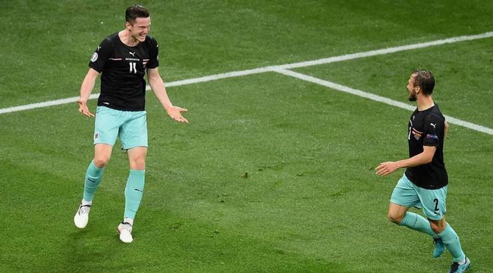 1ce8bdf85c36b8c01b130bfe7d9b817do2