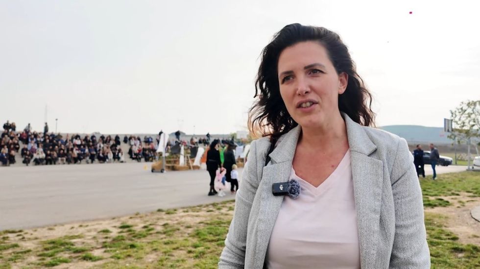 1db2b36c f2e9 4292 88e9 79814c2c1220