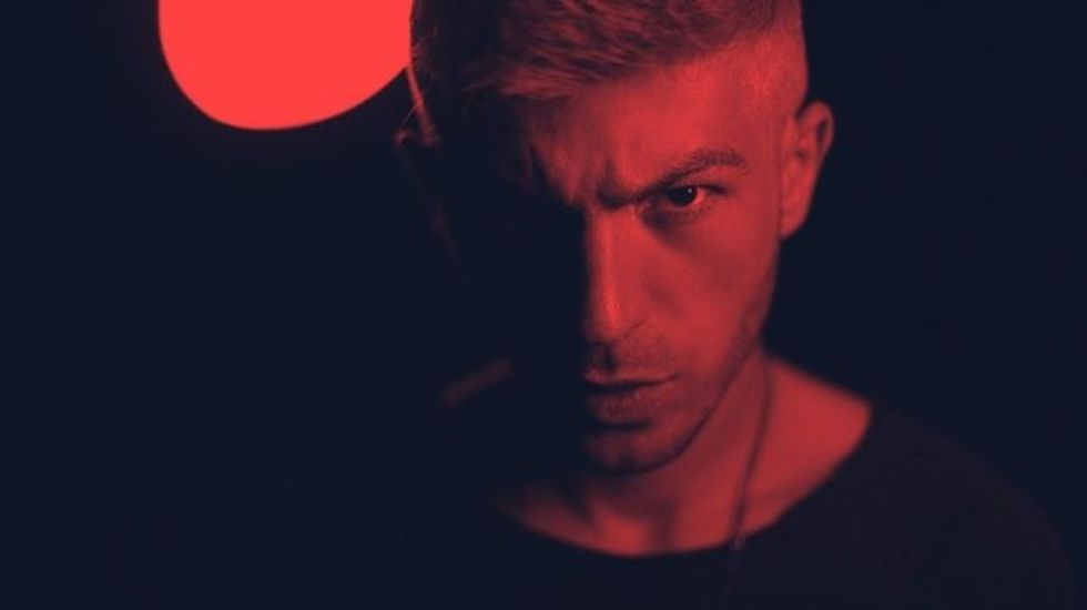 2 640 0 5ed810543cf3b