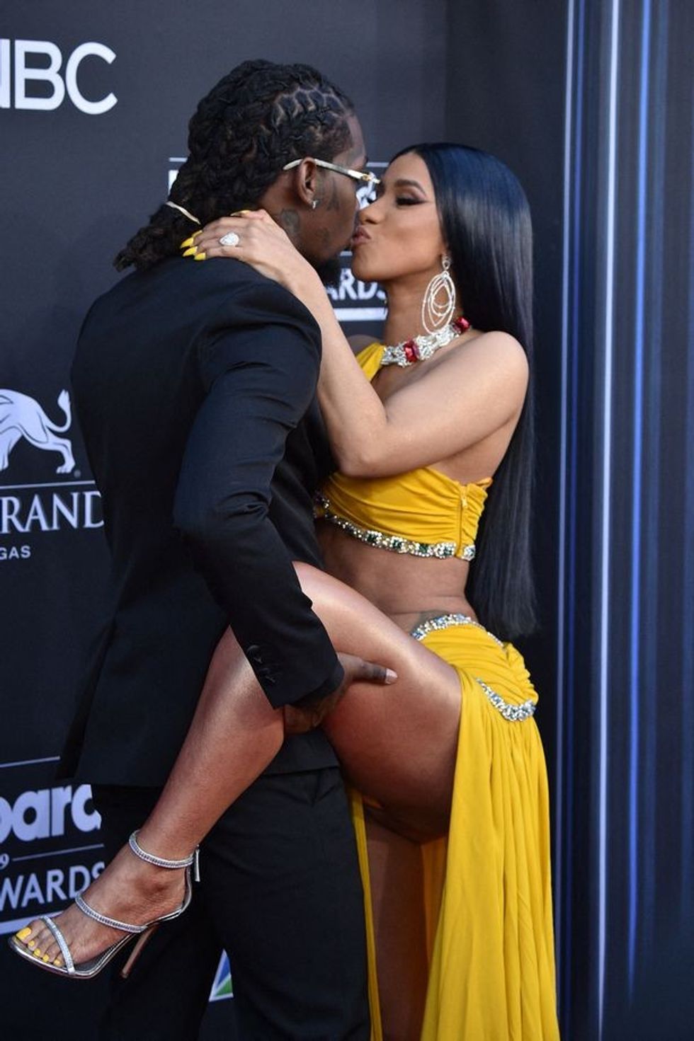 2 Cardi B Files For Divorce From Rapper Offset