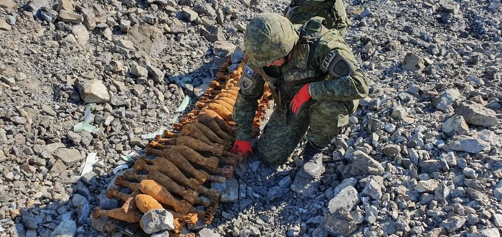 2.FSK ja demolon mbi 200 mjeteve eksplozive të pashpërthyera