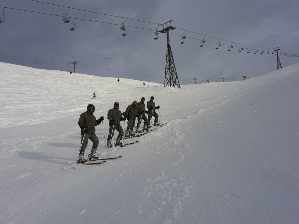 2. FSK ja shkatërron ortekët e borës në Brezovicë