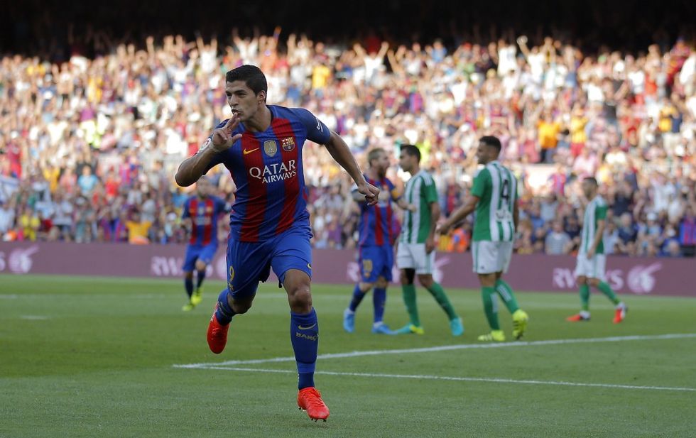 2 luis suarez