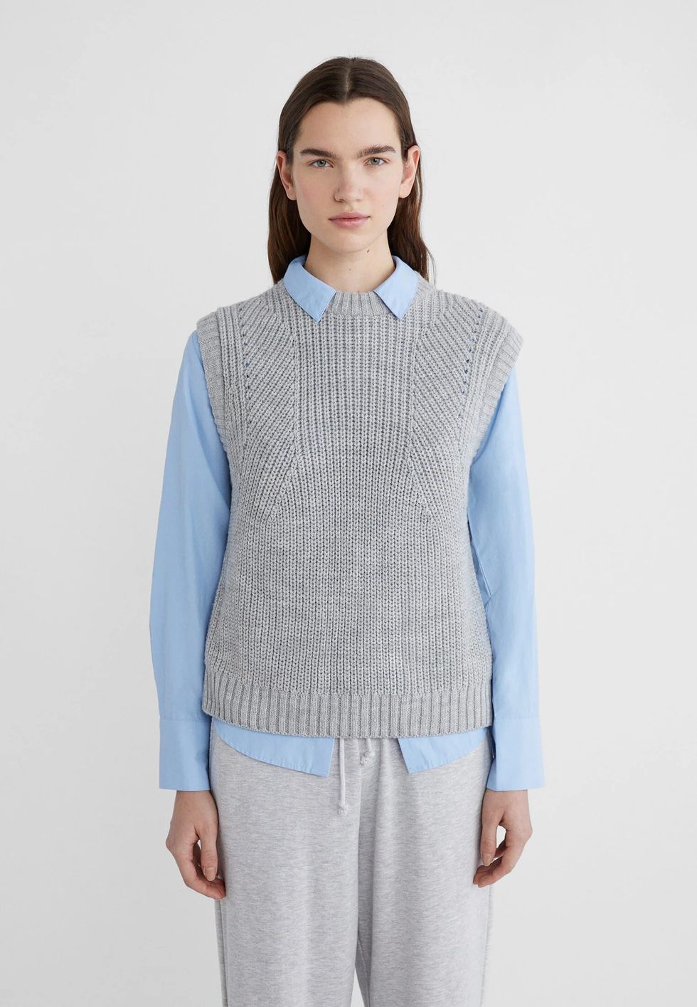 2 Stradivarius 2299 eur