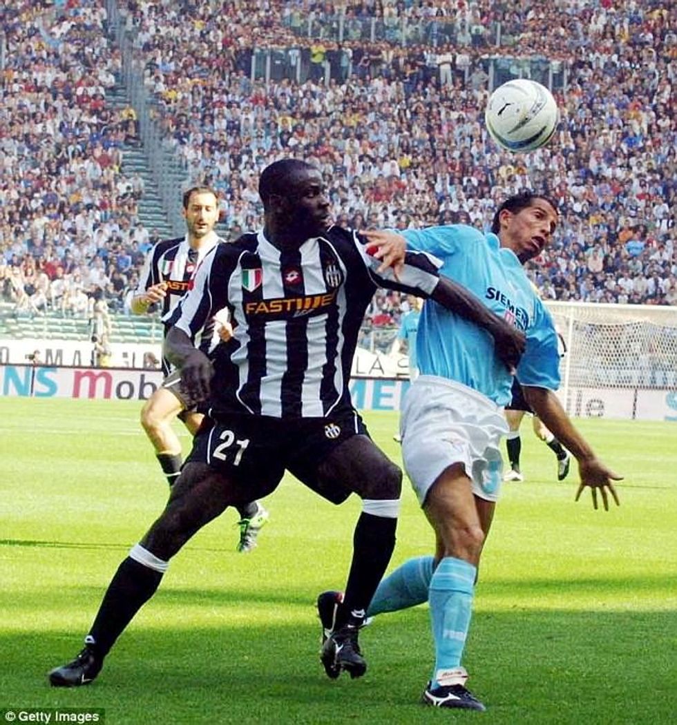 20 Lilian Thuram 2001 06