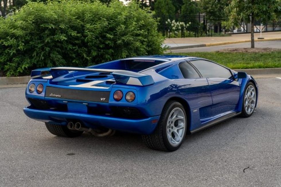 2001 lamborghini diablo 16279326687401f0611b9BAT LamboDiablo Final 53 scaled 1