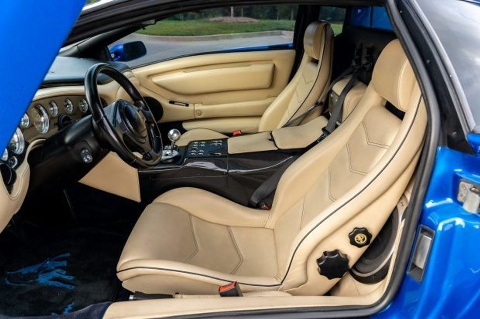 2001 lamborghini diablo 16279332760611b920a492f3b2BAT LamboDiablo Final 132 scaled 1