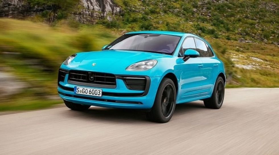 2002828793616a7eefebfb2812867801 v4 big