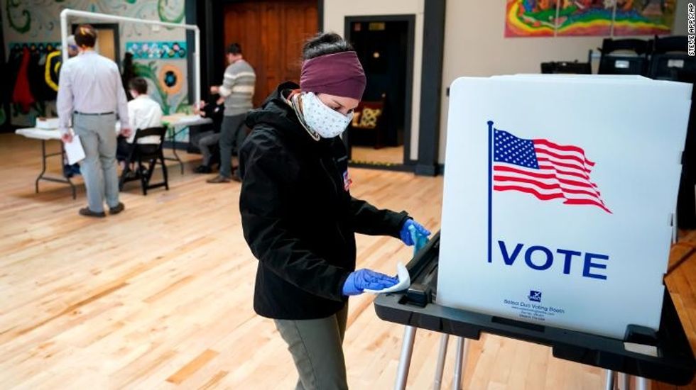 200428162238 wisconsin primary vote coronavirus exlarge 169