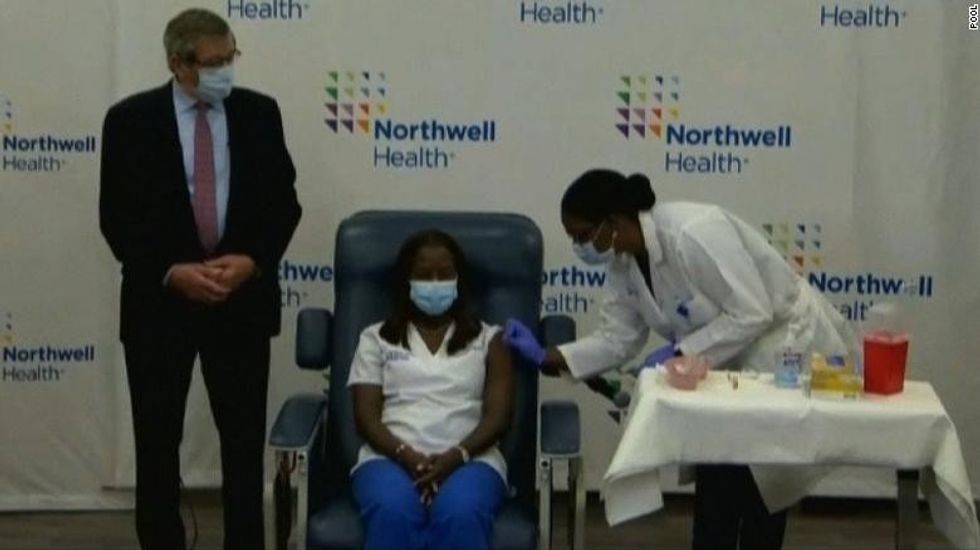 201214092807 03 pfizer coronavirus vaccine 1214 new york exlarge 169